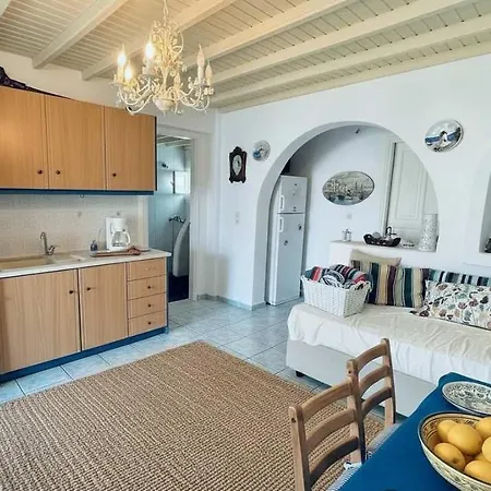 Trendy 2 Bd House W Balcony Close To Ferienhaus