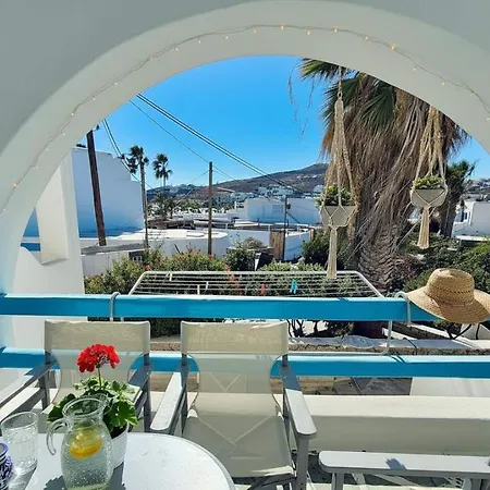 Trendy 2 Bd House W Balcony Close To *