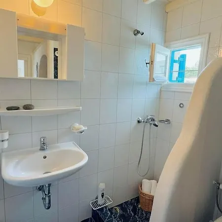 Trendy 2 Bd House W Balcony Close To Hébergement de vacances