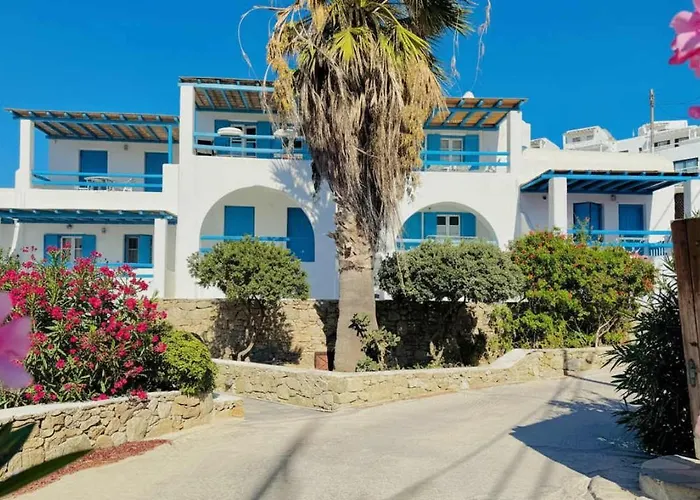 Trendy 2 Bd House W Balcony Close To Ορνός