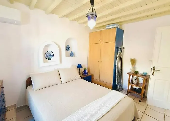 Trendy 2 Bd House W Balcony Close To Ορνός